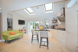 Photo 9- click for photo gallery